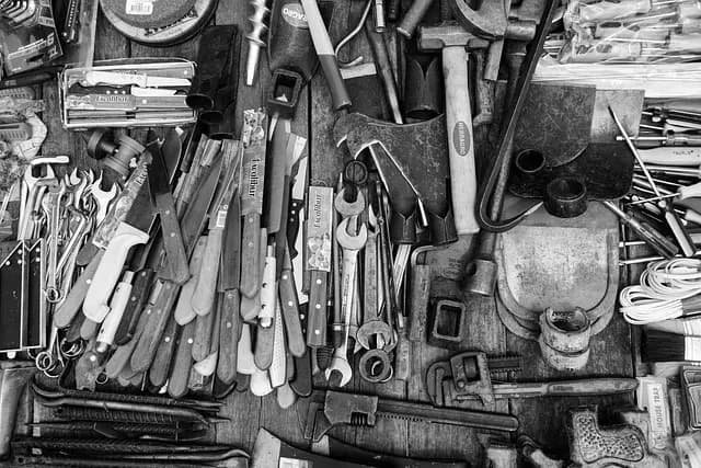 Comment choisir les meilleurs outils de désherbage pour votre ferme